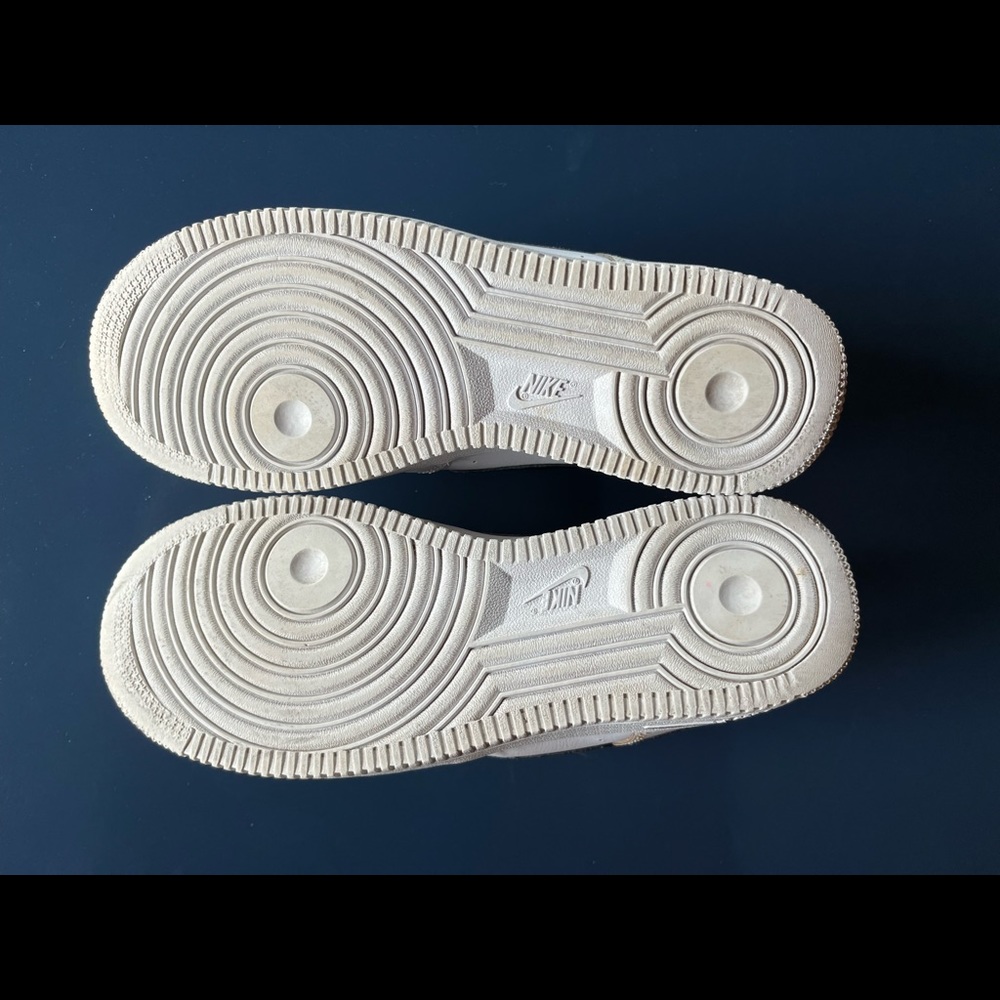 Nike Air Force Ones - Picture 3 of 4